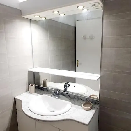 Reve De 25 M2, Centre Ville, Parking, Cosy Neuf *